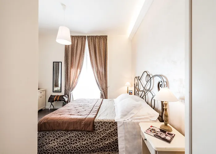 Relais De L'opera Oda ve Kahvaltı 4*