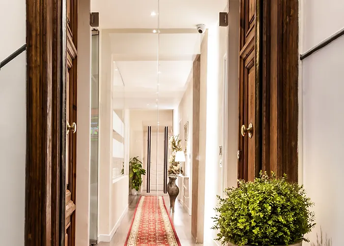 Oda ve Kahvaltı Relais De L'opera Roma